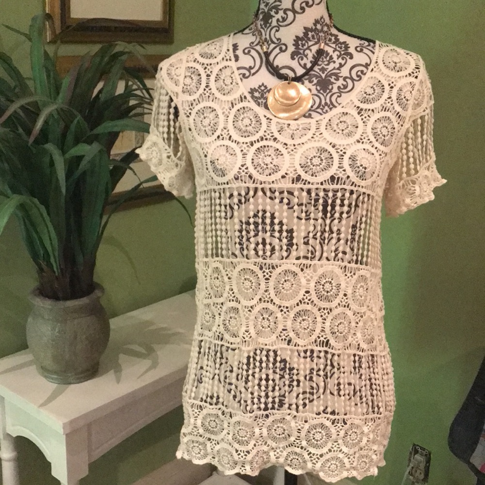 Gorgeous woven top